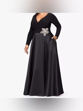 XSCAPE Plus Floral Applique Satin Gown. NWT. Size:18W. Retail:$309. Asking: $199